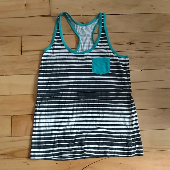 Nollie Tops - ✌️ 2 FOR $6 ✌️ Nollie Tops - ✌️ 2 FOR $6 ✌️